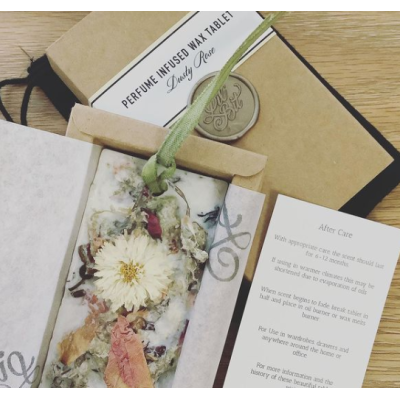Dusty Rose Scented Wax Tablet by LIL'BIT